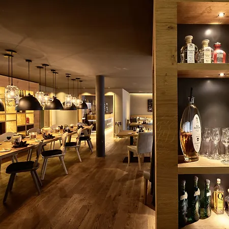 Hochgrat Mit Und Golf 4*