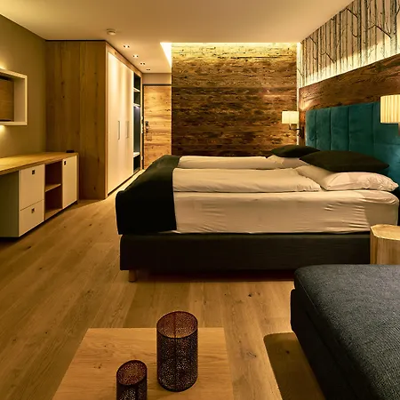 Hochgrat Mit Und Golf 4*